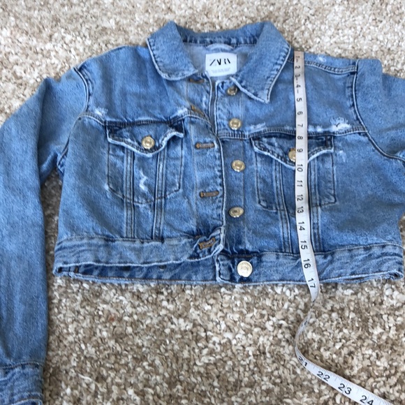 Zara Distressed Jean Jacket Medium Blue Wash Sz XS - Picture 5 of 9